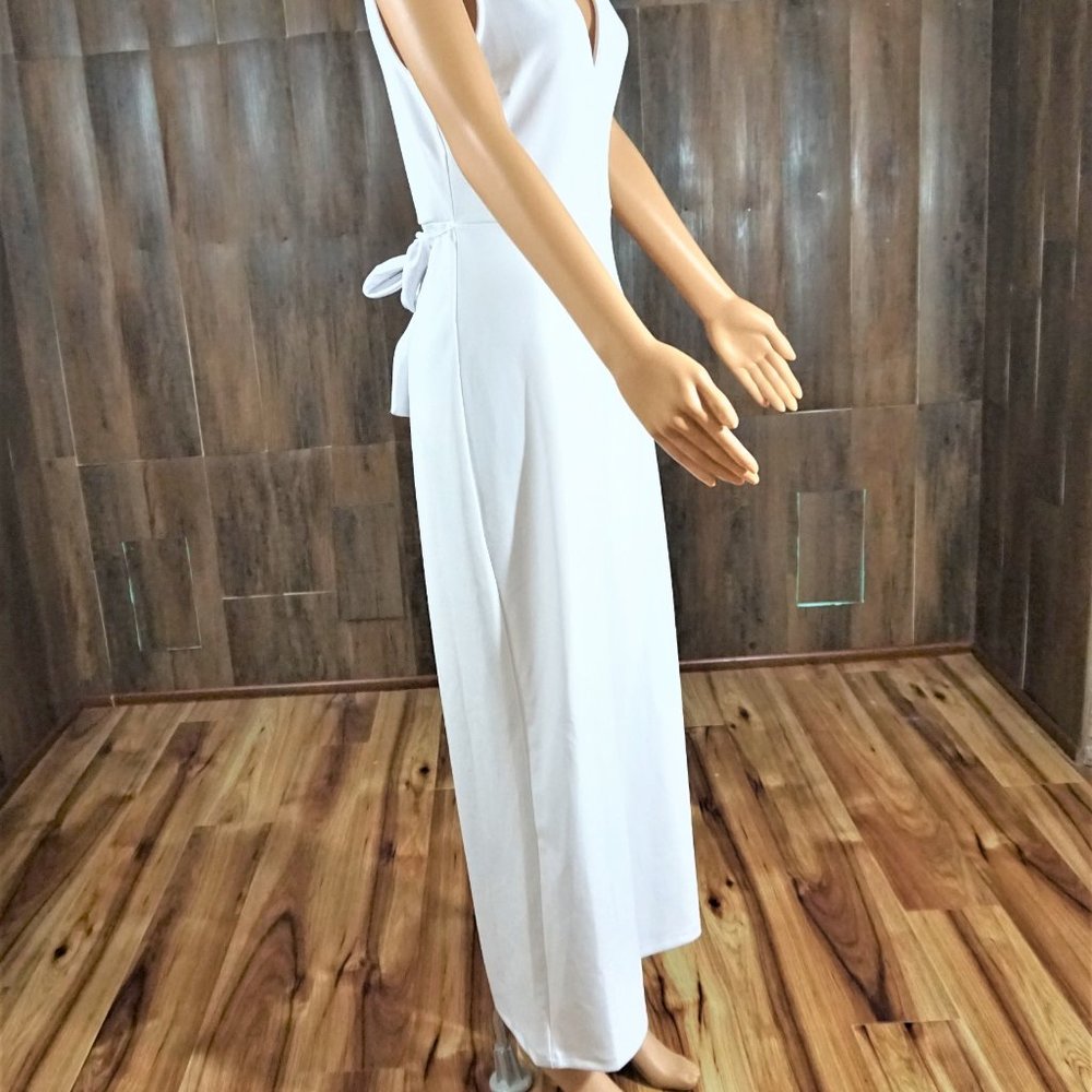 LEITH Deep V-Neck Wide-Leg Jumpsuit NWOT - Picture 4 of 8